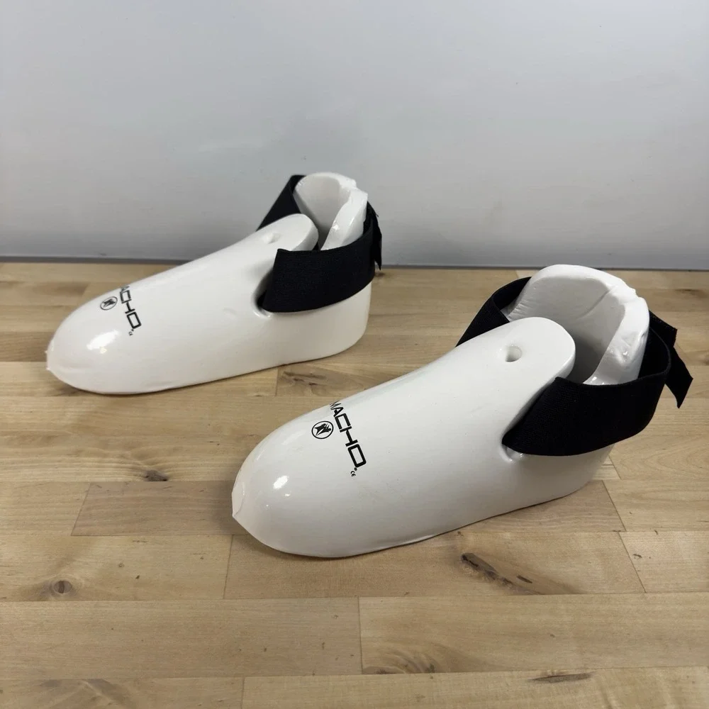 Dyna Martial Arts Dyna Kicks Sparring Foot Protection Adult Small White KDC620